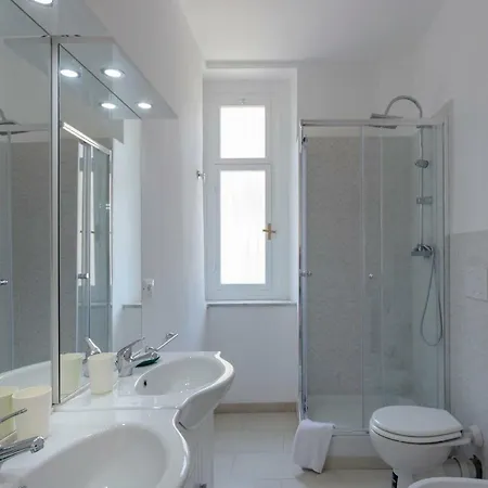Altido Spacious Family Apt For 12 With Free Parking * Génova