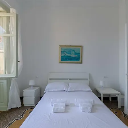 Altido Spacious Family Apt For 12 With Free Parking Apartamento Génova