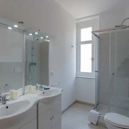 Apartamento Altido Spacious Family Apt For 12 With Free Parking *